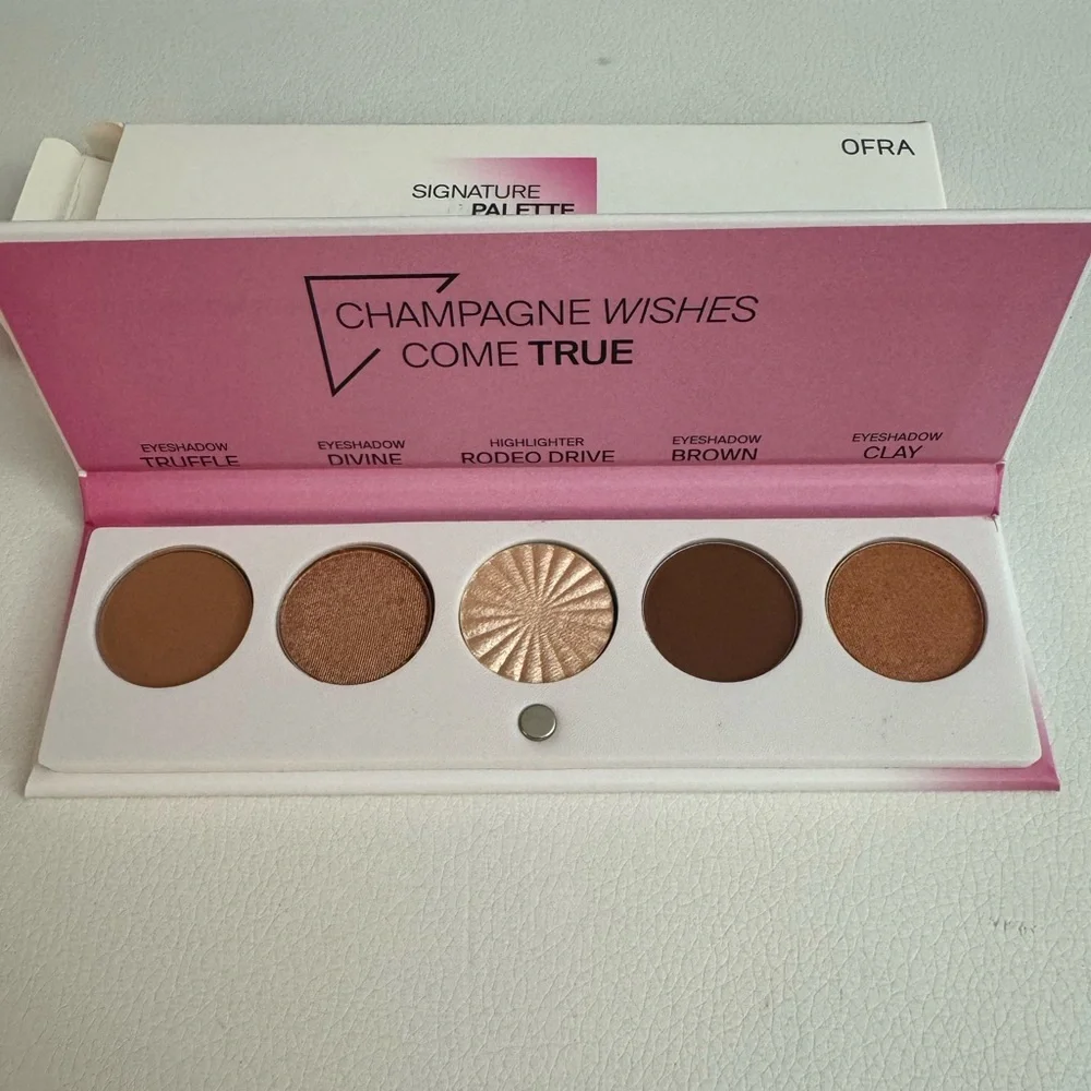 OFRA signature palette luxe eyeshadow